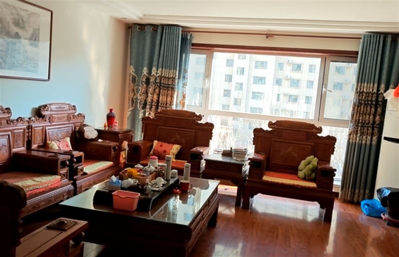 胜利花苑紫荆苑150型房屋出售